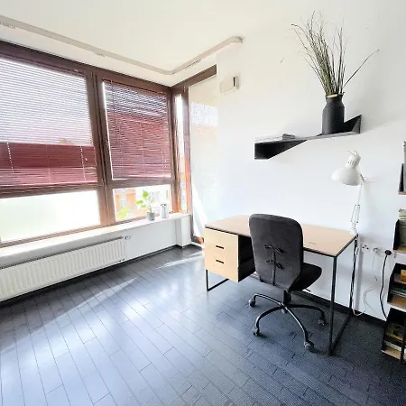 Przestronny W Centrum Poznania - Stare Апартаменти *